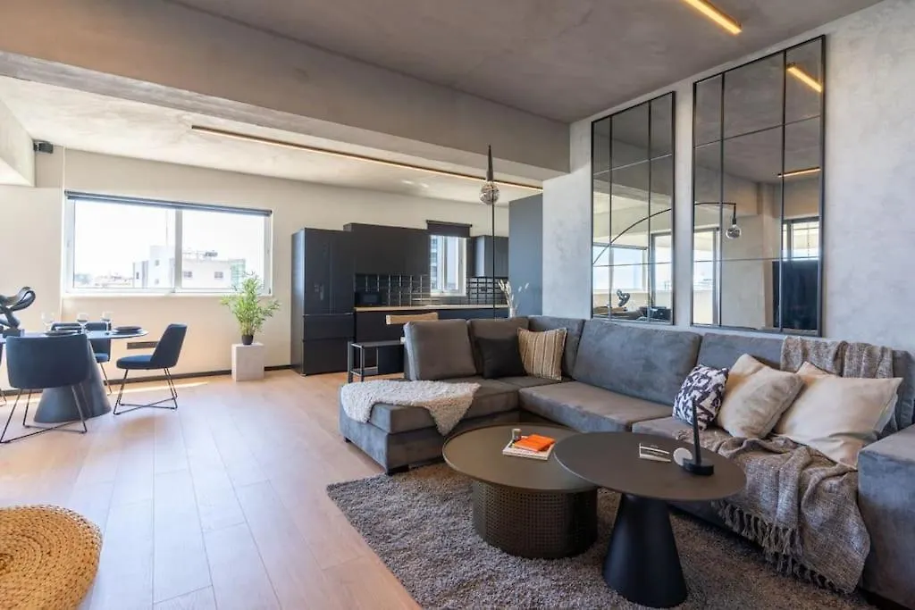The Penthouse - 3Br Seaview With Private Pool In Larnaca Apartment 0*,