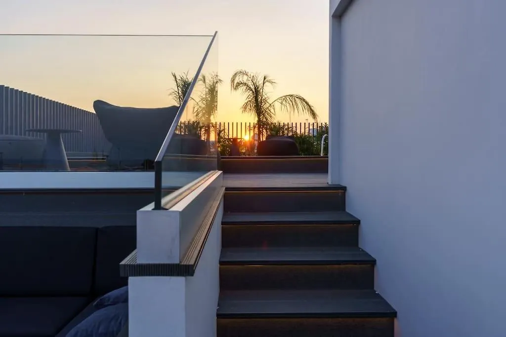 The Penthouse - 3Br Seaview With Private Pool In Larnaca Apartment 0*,