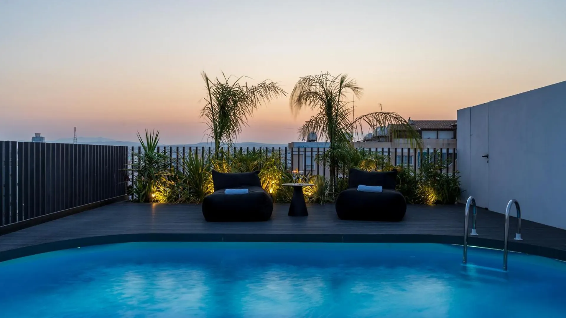 The Penthouse - 3Br Seaview With Private Pool In Larnaca Apartment